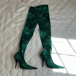ICONIC NWT BALENCIAGA green lace knife boots